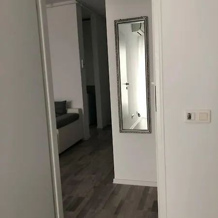Sunrise Apartament *